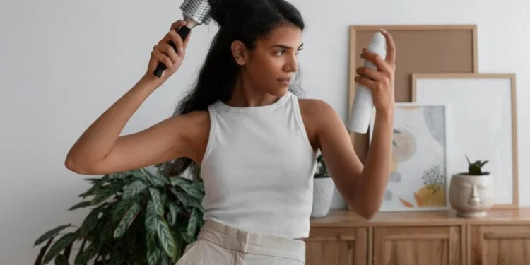 Saúde capilar começa pela escova: o que você deve saber e não te contaram