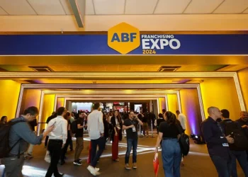 Sebrae Tocantins leva empresários para a maior feira de franquias do mundo em São Paulo