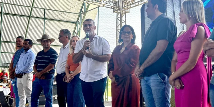Em Lizarda, presidente da Aleto prestigia um dos maiores eventos alusivo ao Dia das Mães do Tocantins