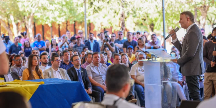 Palmas celebra 36 anos com discurso emocionado do prefeito Eduardo Siqueira Campos, no Paço Municipal