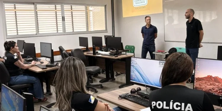 Caminhos Seguros: Polícia Científica ministra cursos para aprimorar coleta de vestígios em crimes cometidos contra crianças e adolescentes