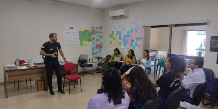Em Dianópolis, Delegado de Polícia Civil participa como facilitador em curso voltado à saúde das vítimas de violência