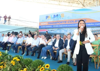Deputados participam da apresentação da nova frota do transporte coletivo de Palmas