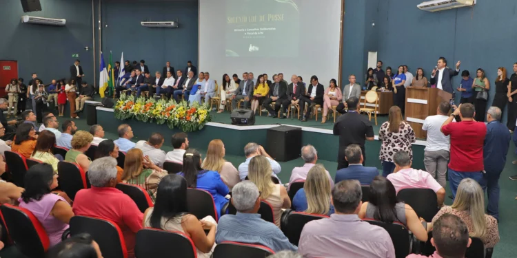 Governador Wanderlei Barbosa reforça compromisso na atuação municipalista, durante posse da nova diretoria da ATM