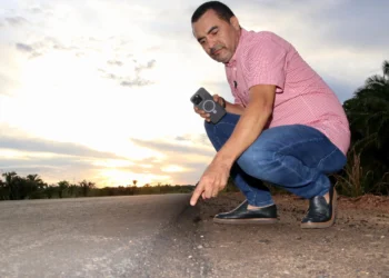 Governador Wanderlei Barbosa visita obras de recuperação da rodovia que liga Augustinópolis a Esperantina