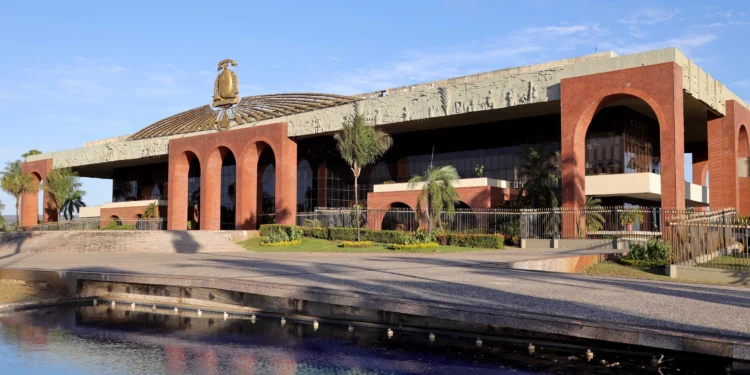 Governo do Tocantins antecipa pagamento e servidores recebem salários com reajuste de 4,17% nesta quarta-feira, 28
