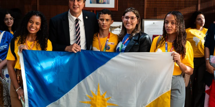 Estudantes da rede estadual participam da etapa nacional do Parlamento Juvenil do Mercosul em Brasília