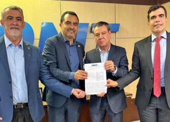 Em Brasília, governador Wanderlei Barbosa conclui tratativas com DNIT para recuperação de 380 km de rodovias danificadas no Tocantins