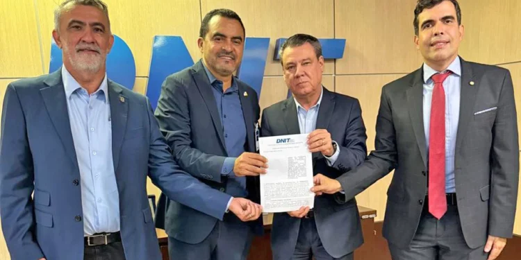 Em Brasília, governador Wanderlei Barbosa conclui tratativas com DNIT para recuperação de 380 km de rodovias danificadas no Tocantins