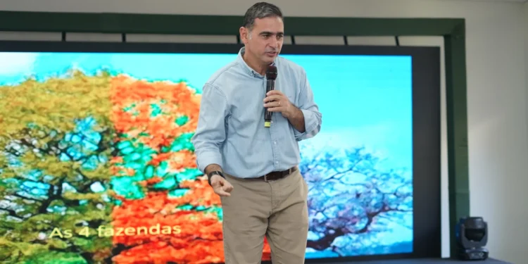 Sebrae promove debate sobre gestão estratégica na pecuária durante a Agrotins 2025