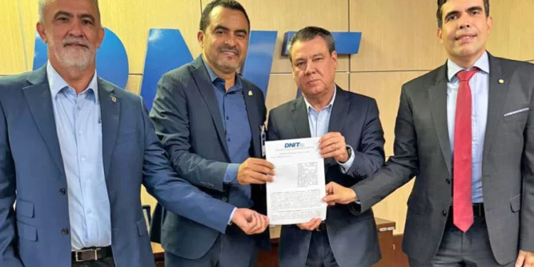 Amélio parabeniza acordo entre Governo e DNIT para recuperar rodovias danificadas no Bico