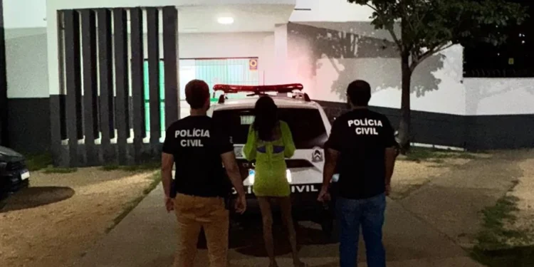 Polícia Civil prende mulher por receptação de celular furtado durante show na capital