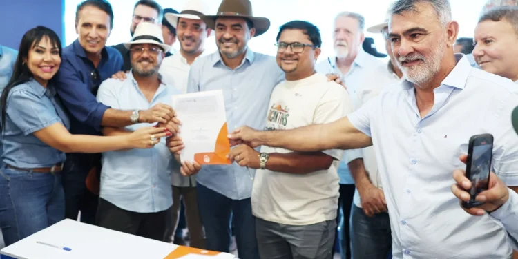 Deputados prestigiam inauguração da revitalização do Parque da Agrotins