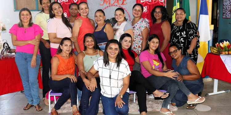EMEI Tereza Hilário Ribeiro promove café da manhã especial em homenagem às mães dos alunos da unidade escolar