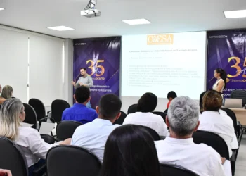 A reunião foi realizada em Palmas com representantes da cadeia avícola. Foto - Majuh Souza / Governo do Tocantins