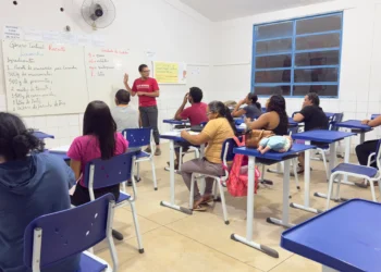 Gênero textual e lasanha: professores combinam teoria e prática em estudo sobre receitas para alunos da EJA