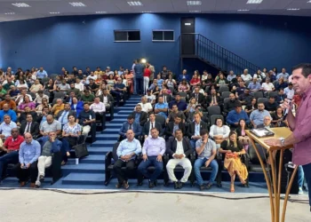 O parlamentou ainda relembrou sua trajetória como vereador por dois mandatos consecutivos em Araguaína