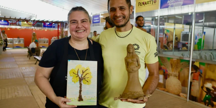 Mestres artesãos compartilham técnicas no Pavilhão da Cultura na Agrotins
