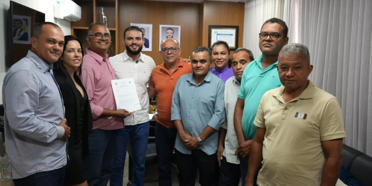 Nova Rosalândia recebe R$ 150 mil destinado por Léo Barbosa para aquisição de novo veículo