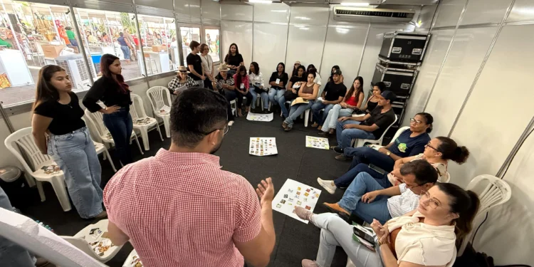 Governo do Tocantins realiza oficinas sobre nova cesta básica nacional e alimentação saudável durante a Agrotins 25 anos
