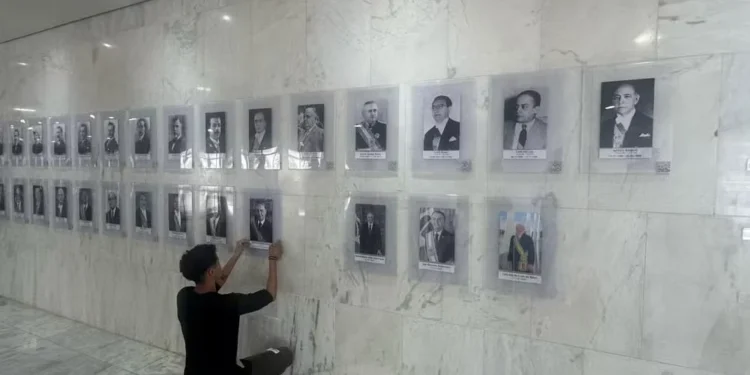 Imagem da galeria dos presidentes, no Palácio do Planalto — Foto: Guilherme Mazui/g1