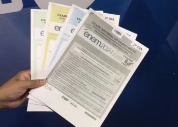 Professores do Piauí comentam provas de matemática e ciências da natureza no Enem 2024 no Piauí — Foto: Lívia Ferreira/ g1 Piauí