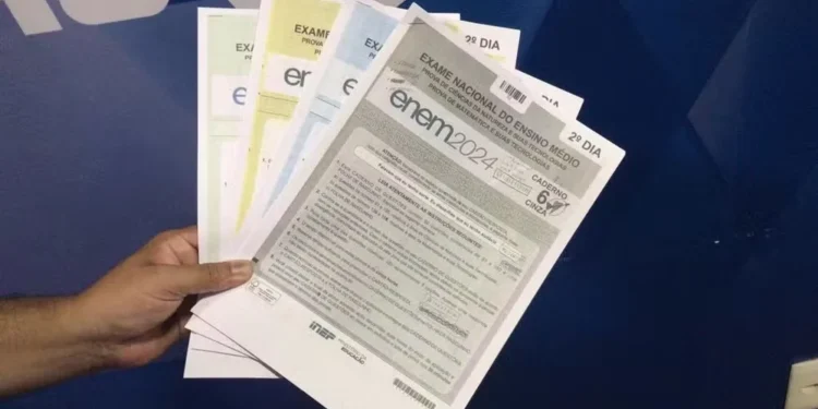 Professores do Piauí comentam provas de matemática e ciências da natureza no Enem 2024 no Piauí — Foto: Lívia Ferreira/ g1 Piauí