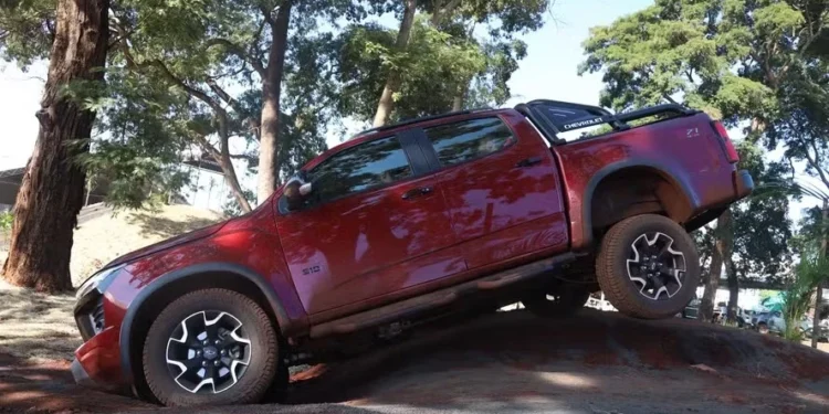 Picape em demonstração na Agrishow — Foto: Ricardo Benichio