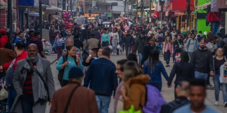 Entenda melhora do Brasil em ranking de desenvolvimento humano da ONU