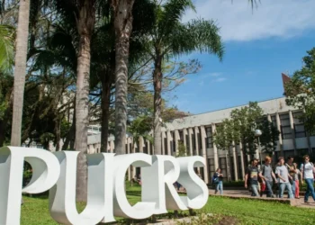 Taxa de inscrição no vestibular da PUC-RS é de R$ 60 • undefined