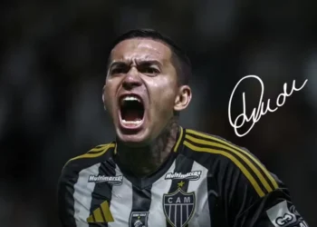 Dudu com a camisa do Atlético-MG — Foto: Arte Atlético-MG