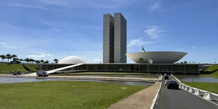 Setor privado se une ao Congresso para fortalecer agências reguladoras
