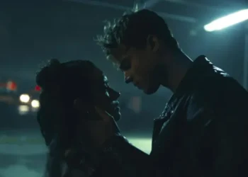 Uma versão em espanhol de "Minha Culpa" foi lançada em 2023 • Divulgação/Prime Video