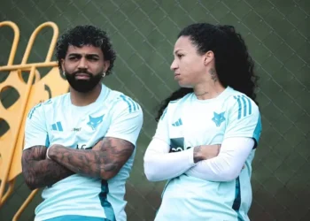 Gabigol e Byanca Brasil; Cruzeiro — Foto: Gustavo Martins/ Cruzeiro