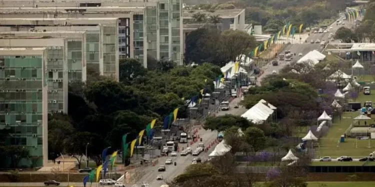 INSS: governistas temem consequências de “atrito” entre ministros