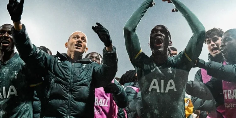 United x Tottenham: Europa League vira salvação após temporadas difíceis