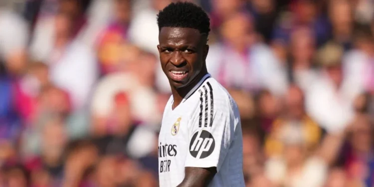 Vini Jr. sofre lesão e preocupa Real Madrid na reta final da LaLiga