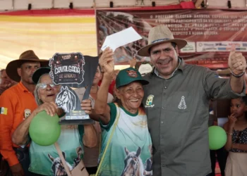 A tradicional festa foi realizada neste último domingo e o deputado fez parte da entrega da premiação