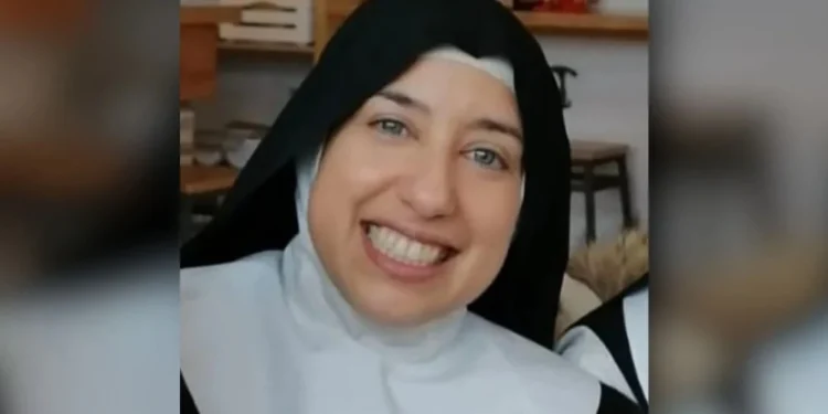 Bonita demais pra ser freira: entenda caso de brasileira afastada na Itália