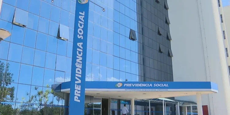 PF mira operador financeiro em nova fase de operação sobre fraudes no INSS
