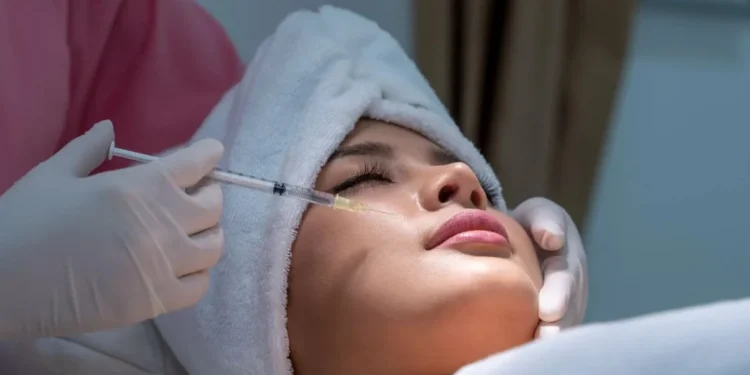 Entenda disputa entre médicos e biólogos sobre procedimentos estéticos