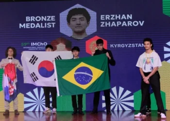 Estudantes brasileiros ganham bronze em Olimpíada Internacional de Química