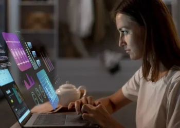 PUC-RS e HP oferecem bolsas integrais para curso de Ciência de Dados e IA