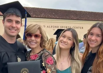 João, Marina e Sofia são os filhos de Gugu Liberato com Rose Miriam • Instagram/Rose Miriam