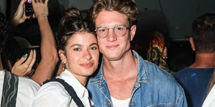 Pedro Novaes e Eduarda Vilar em show no Rio de Janeiro • Victor Chapetta/AgNews