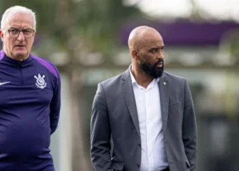 Dorival Junior e Fabinho Soldado, do Corinthians • Rodrigo Coca / Corinthians