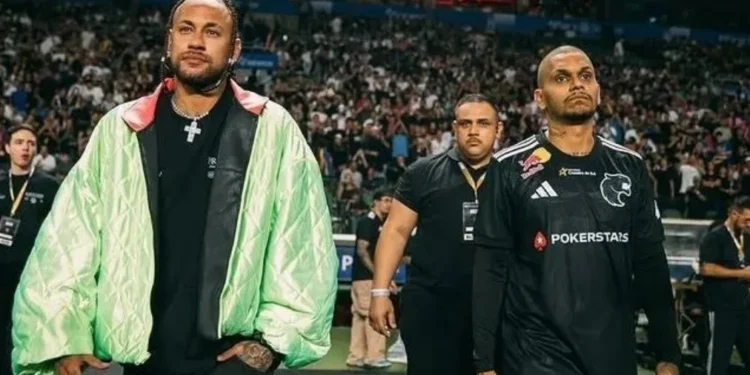 Neymar é provocado na final da Kings League: “Santos vai jogar a Série B”