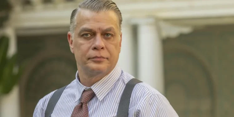 “Garota do Momento”: Juliano acusa Clarice de assassinato e Bia passa mal