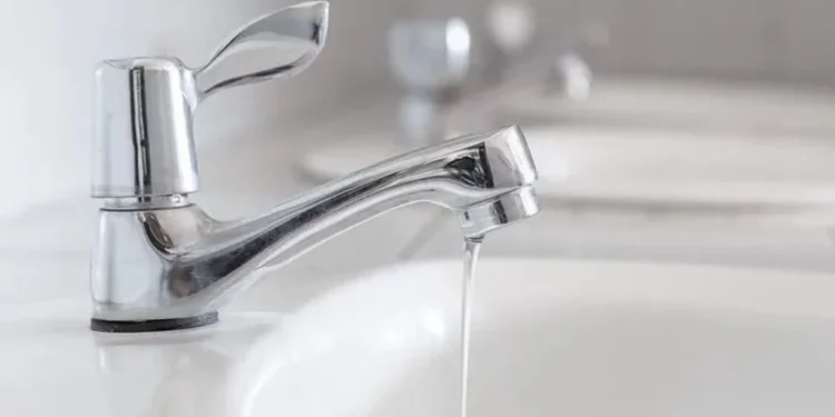 Interrupção do abastecimento de água prejudica moradores do Alagoas • Crédito: reprodução/Pinterest