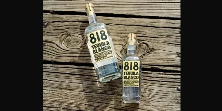 818 Tequila, marca de quatro anos de propriedade de Kendall Jenner • Reprodução: drink818